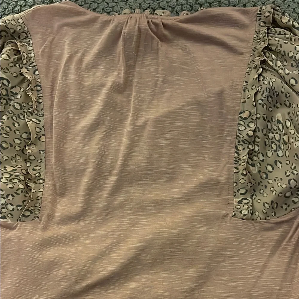 Dolan / Anthropologie Leopard-Print Long Sleeve Tie-Neck Blouse in Mauve - Picture 5 of 5